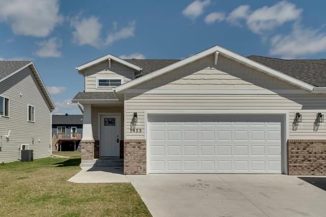 1453 69th Ave S, Fargo, ND 58104