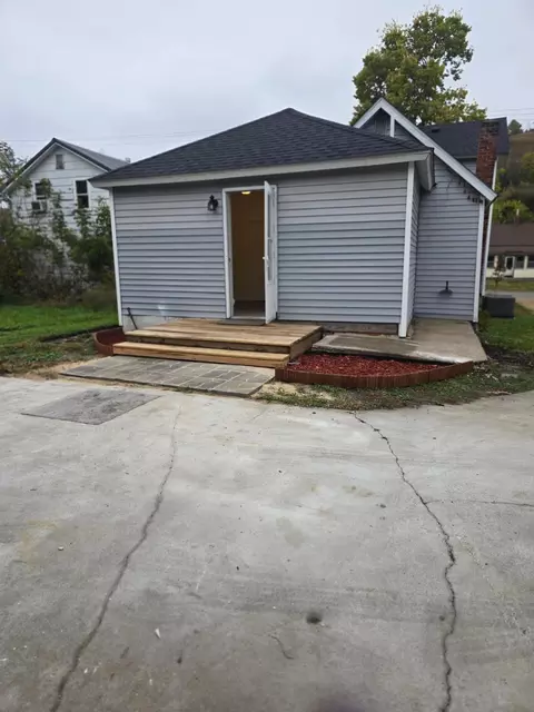 225 E 5th St, Red Wing, MN 55066 photo 5