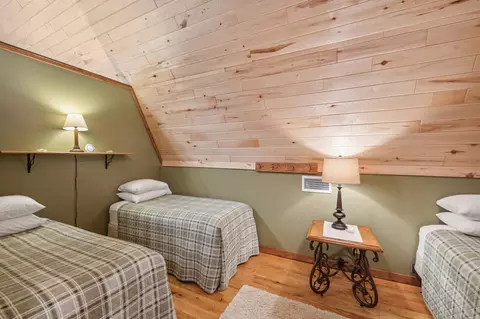 Bedroom - 2929 170th St, Frederic, WI 54837 photo 5 of 9