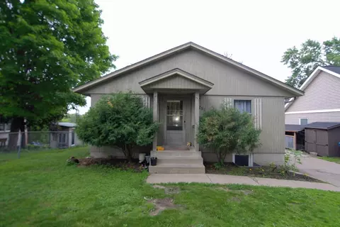 251 20th Ave N, Hopkins, MN 55343