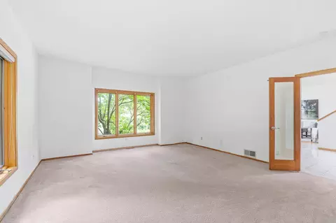 Living - 1952 Safari Trl, Eagan, MN 55122 photo 6 of 6