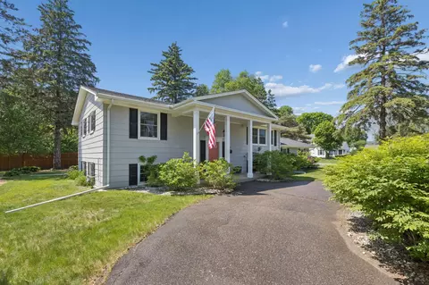 2255 Orkla Dr, Golden Valley, MN 55427