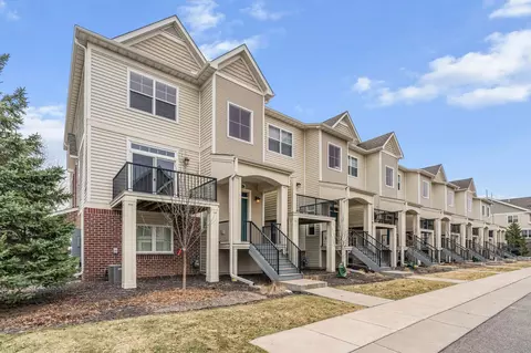 8148 Magnolia Ln N, Maple Grove, MN 55369