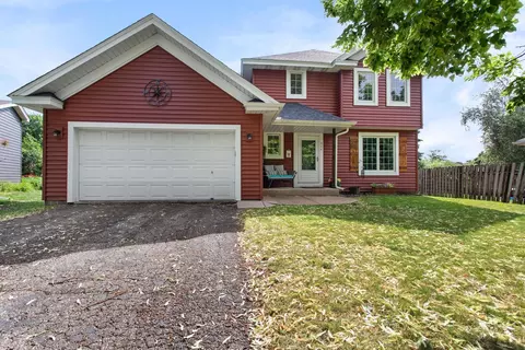 864 Winterberry Ct, Woodbury, MN 55125