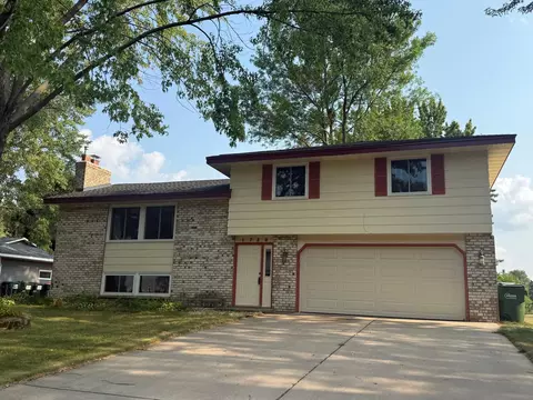 1728 132nd Ave NE, Blaine, MN 55449