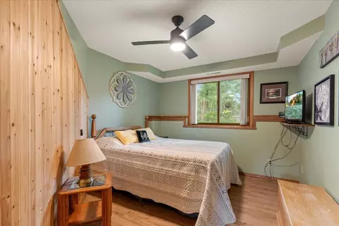 Bedroom - 16715 Paul Rd, Brainerd, MN 56401 photo 4 of 5