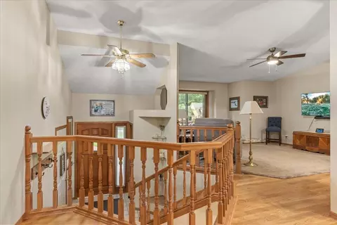 Entry Way - 16715 Paul Rd, Brainerd, MN 56401 photo 3 of 5