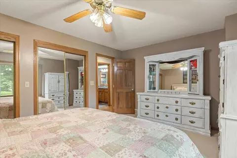 Bedroom - 16715 Paul Rd, Brainerd, MN 56401 photo 2 of 5