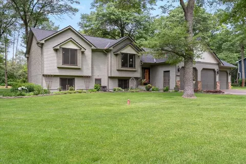 Exterior - 16715 Paul Rd, Brainerd, MN 56401 photo 8 of 18