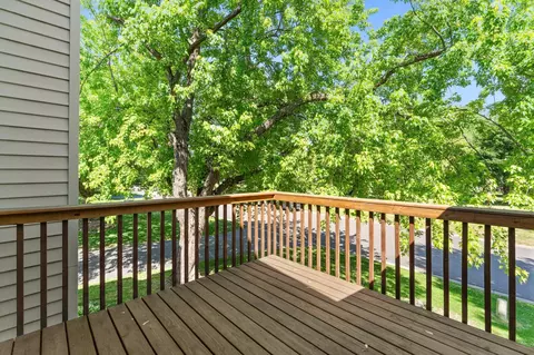 Exterior - 1264 Deercliff Ln, Eagan, MN 55123 photo 4 of 13