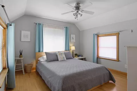 Bedroom - 119 Main St E, Wabasha, MN 55981 photo 5 of 5