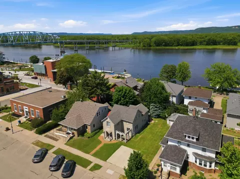 View/Area - 119 Main St E, Wabasha, MN 55981 photo 2 of 2