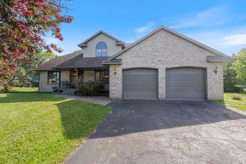 405 Linda Ln, Cloquet, MN 55720