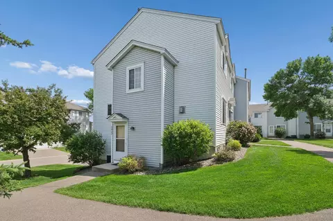9062 Terra Verde Trl, Eden Prairie, MN 55347