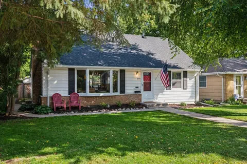 2010 W 54th St, Minneapolis, MN 55419