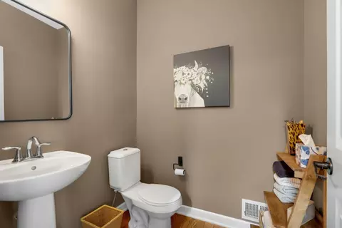Bath - 3582 Springwood Path, Eagan, MN 55123 photo 1 of 5