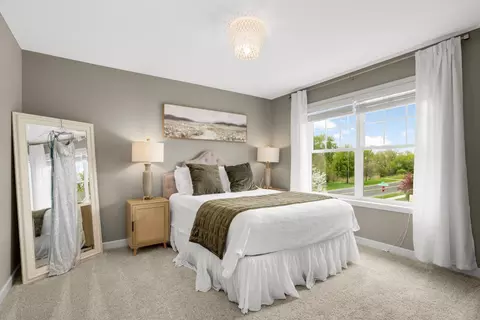Bedroom - 3582 Springwood Path, Eagan, MN 55123 photo 3 of 3