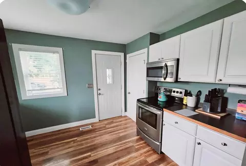 Entry Way - 1805 Division St W, Faribault, MN 55021 photo 1 of 1