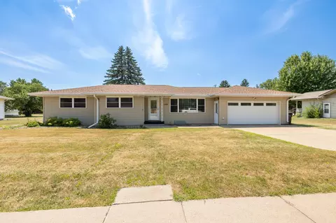 306 1st Ave SE, Pierz, MN 56364