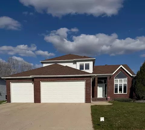 3104 31st St S, Fargo, ND 58103