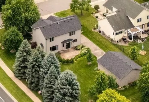 1800 Tierney Dr, Hastings, MN 55033