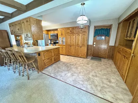 906 Birch St, Marshall, MN 56258 photo 8