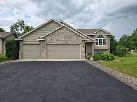 15324 Martin St NW, Andover, MN 55304