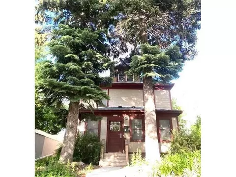 2445 Lyndale Ave S, Minneapolis, MN 55405