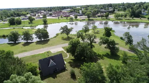 233 N Park St, Grantsburg, WI 54840