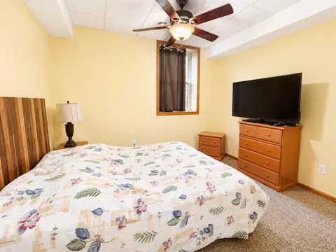 Bedroom - 44817 State Hwy 210, Vining, MN 56588 photo 4 of 5