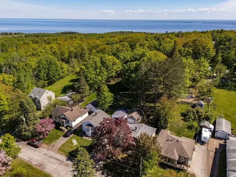 View/Area - 512 Rose St, Duluth, MN 55803 photo 2 of 12