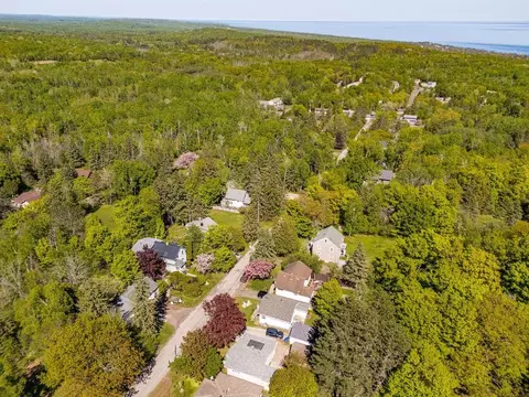 View/Area - 512 Rose St, Duluth, MN 55803 photo 10 of 12