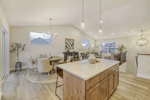 Dining - 2885 Trinity Dr, Shakopee, MN 55379 photo 2 of 3