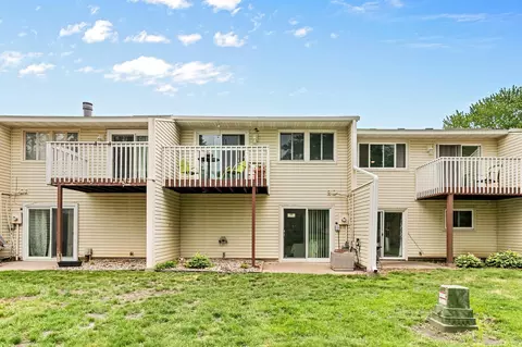 7413 143rd Street Ct, Apple Valley, MN 55124