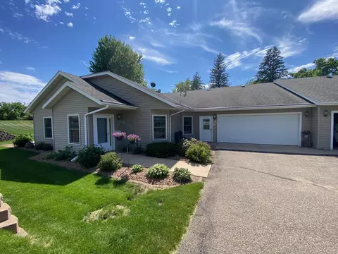 1503 Highview Trl #6, Albert Lea, MN 56007