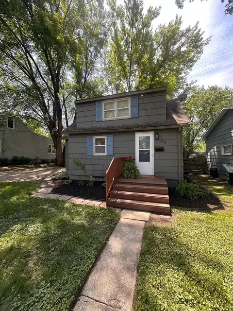 1216 5th St SE, Rochester, MN 55904