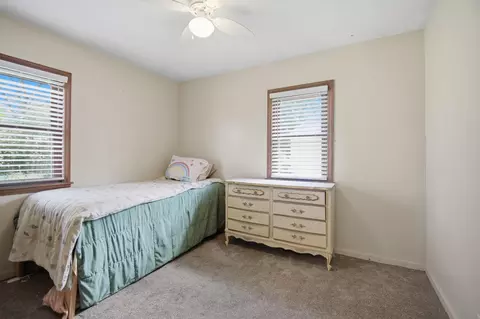Bedroom - 603 13th Ave SE, Austin, MN 55912 photo 3 of 5