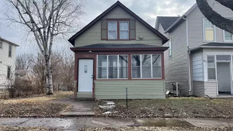 904 Jessamine Ave E, Saint Paul, MN 55106