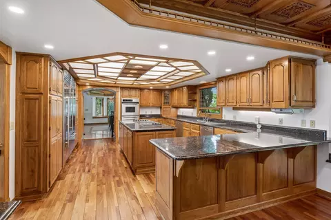Kitchen - 4100 Enchanted Ln, Mound, MN 55364 photo 4 of 6