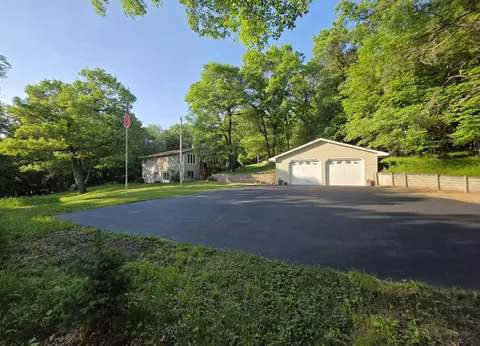 11870 County Road 40 NE, Spicer, MN 56288