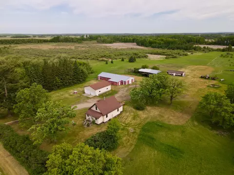 54957 473rd St, New York Mills, MN 56567