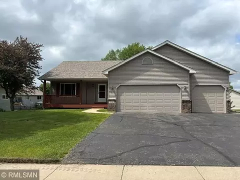 346 E Century St, Belle Plaine, MN 56011