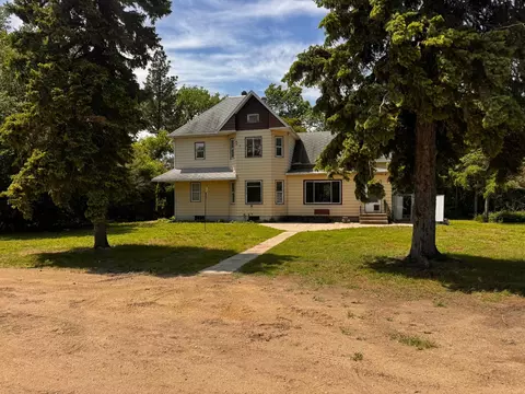16525 80th St SE, Mooreton, ND 58061