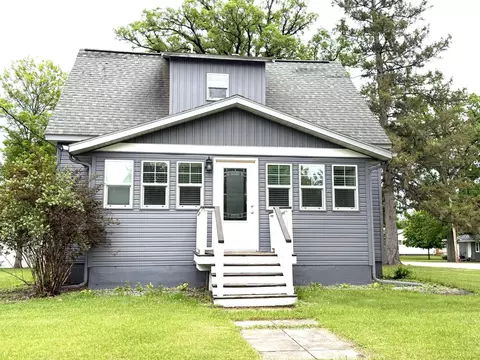 420 2nd Ave S, Erskine, MN 56535