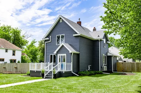521 9th St, Hawley, MN 56549