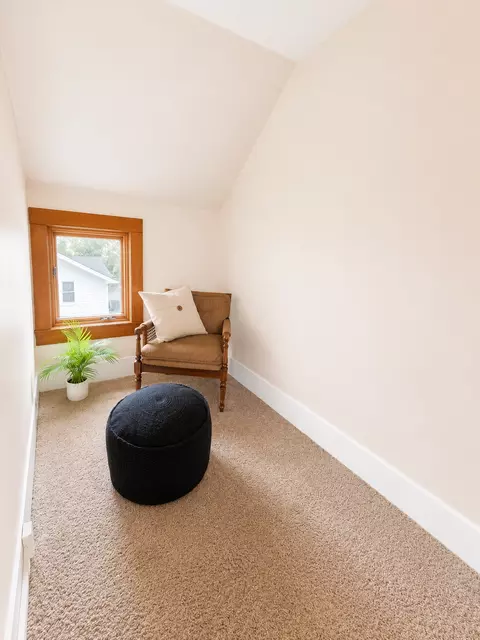Entry Way - 40 Spring St, Kenyon, MN 55946 photo 1 of 1