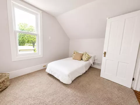 Bedroom - 40 Spring St, Kenyon, MN 55946 photo 4 of 5