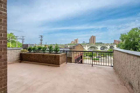 401 1st St S #117, Minneapolis, MN 55401