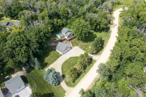 15771 Sherwood Trl, Zumbrota, MN 55992