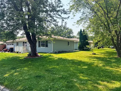 Exterior - 1306 11th St SE, Saint Cloud, MN 56304 photo 6 of 6